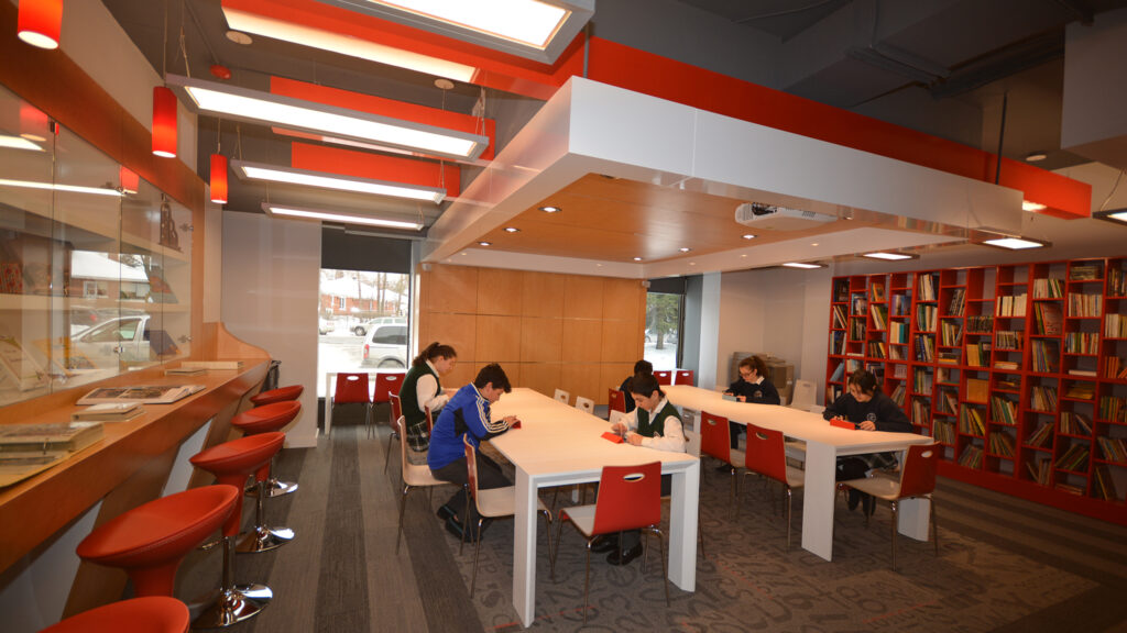 alex-manoogian-library